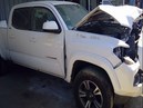 2018 TOYOTA TACOMA, WHITE, SR5 MODEL, CREW CAB, 3.5L, AT, 2WD,  Z25174
